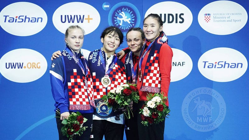 Чөлөөт бөхийн ДАШТ-ээс Т.Алтжин хүрэл медаль хүртлээ